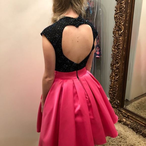 Prom Dress - Picture 1 of 3